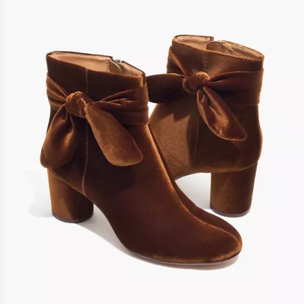 Madewell Esme Bow Boot in Velvet